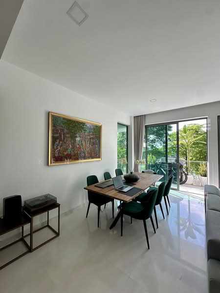 The Residences at W Sentosa Cove, 1 Ocean Way, 2 Bedrooms, 1,259 sqft, Condominium For Rent, by Kenneth Loh, 25232928 - PropertyGuru.com.sg