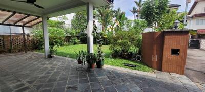 For Sale - Super C.H.E.A.P under valued 3 storey semi-D 1km to Nanyang and Raffles