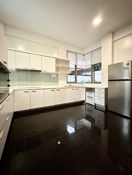9 Merryn Road, , 4 Bedrooms, 5,000 sqft, Bungalow House For Rent, by Melvin Sim, 25233331 - PropertyGuru.com.sg