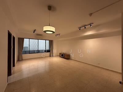 For Rent - International Plaza