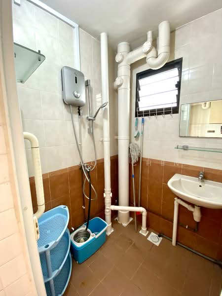 233 Bain Street, 233 Bain Street, Beach Road / Bugis / Rochor, 3 Bedrooms, 883 sqft, HDB Flat For Rent, by Wilson Chen, 25233466 - PropertyGuru.com.sg