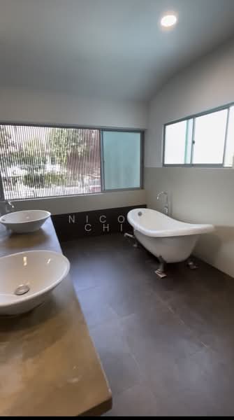 Serangoon Garden Estate, Marlene Avenue, 5 Bedrooms, 3,800 sqft, Semi-Detached House For Rent, by Nicole Chia, 25233536 - PropertyGuru.com.sg