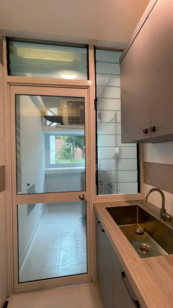 For Rent - Villa De West