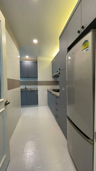 For Rent - Villa De West