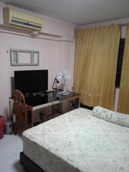 35 Jalan Rumah Tinggi, 35 Jalan Rumah Tinggi, Alexandra / Commonwealth, Room Rental, 350 sqft, HDB Flat For Rent, by Zedson Tan, 25233810 - PropertyGuru.com.sg