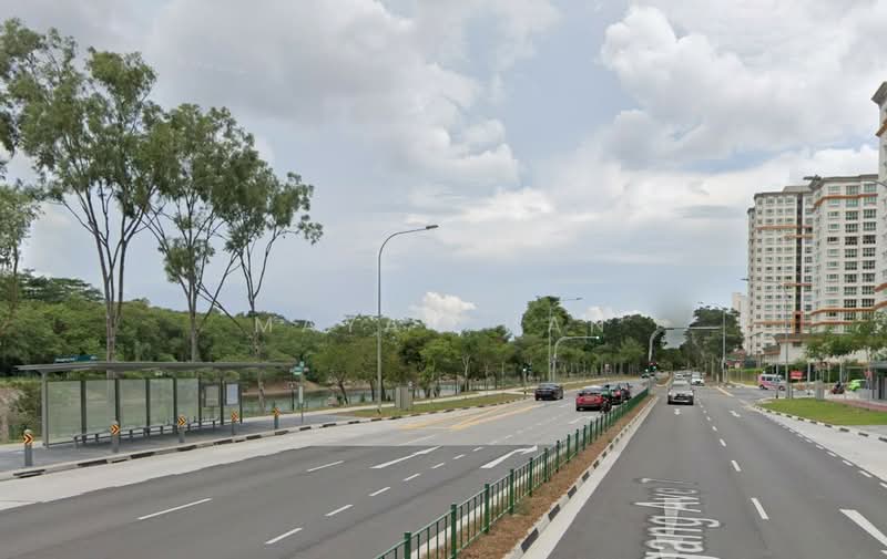 Evergreen Park, 31 Hougang Avenue 7, Studio, 250 sqft, Condominium For Rent, by Maya Chan, 25233900 - Bus Stop for Express Bus 676 outside Condo - PropertyGuru.com.sg