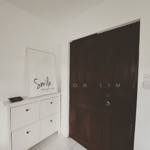 19 Jalan Membina, 19 Jalan Membina, 3 Bedrooms, 969 sqft, HDB Flat For Rent, by Johnson Lim, 25233901 - PropertyGuru.com.sg