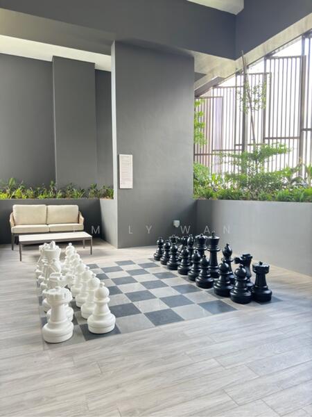 Relex chess corner