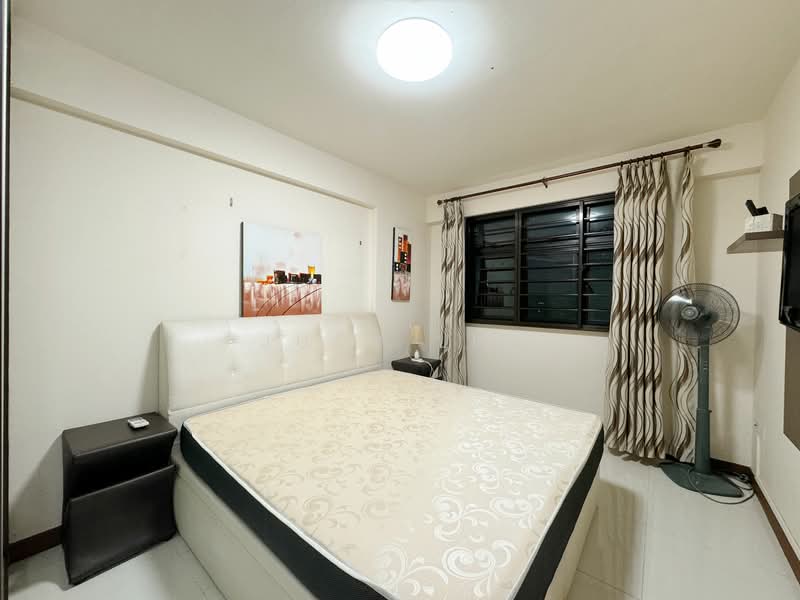 808A Choa Chu Kang Avenue 1, 808A Choa Chu Kang Avenue 1, Dairy Farm / Bukit Panjang / Choa Chu Kang, 3 Bedrooms, 990 sqft, HDB Flat For Rent, by Judy Liu, 25234000 - PropertyGuru.com.sg