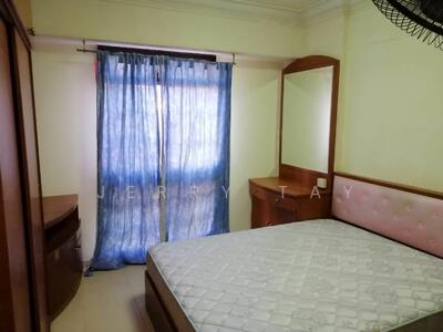 For Rent - 299A Compassvale Street