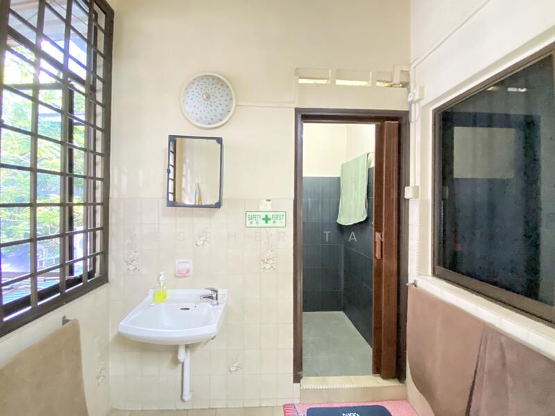 For Sale - Chu Lin Road Walk Up Apartment