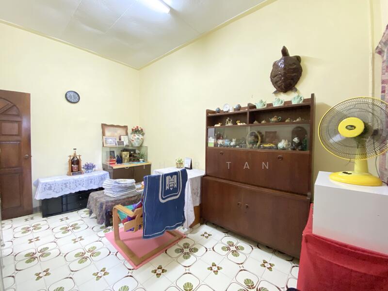 For Sale - Chu Lin Road Walk Up Apartment