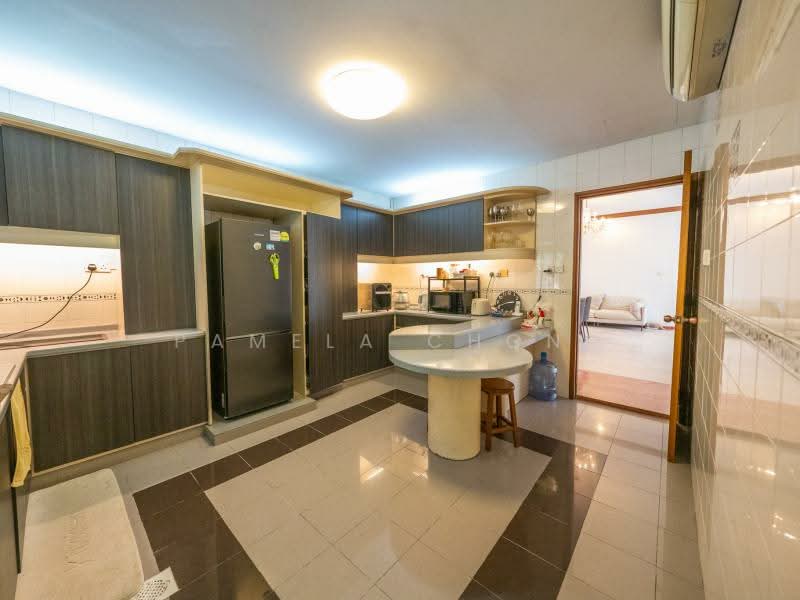 ENVIABLE GOLDHILL AREA⭐️ 3 STOREY SPACIOUS SEMID ⭐️POSSIBLE TO DETACH⭐️1 KM ACS /SCGS☎️ PAM 90228600, Barker/ Goldhill/Chancery/Asimont, 5 Bedrooms, 4,500 sqft, Semi-Detached House For Sale, by Pamela Chong, 25235621 - PropertyGuru.com.sg