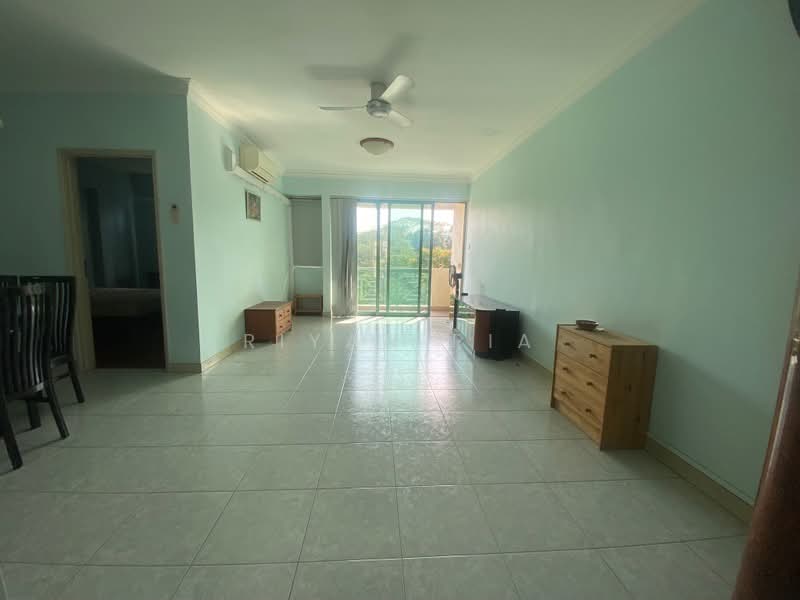 West Bay Condo, 50 West Coast Crescent, 2 Bedrooms, 1,001 sqft, Condominium For Rent, by Riyan Ria, 25235658 - PropertyGuru.com.sg