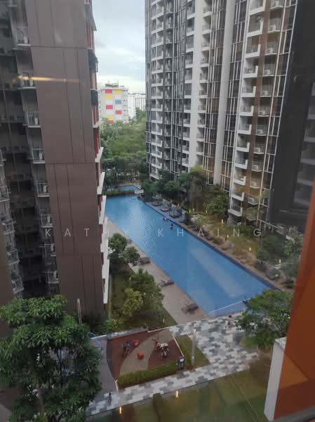 Sims Urban Oasis, 6 Sims Drive, 3 Bedrooms, 963 sqft, Condominium For Rent, by Kathy Khaing, 25235681 - PropertyGuru.com.sg