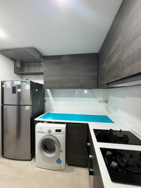 Sims Urban Oasis, 6 Sims Drive, 3 Bedrooms, 963 sqft, Condominium For Rent, by Kathy Khaing, 25235681 - PropertyGuru.com.sg