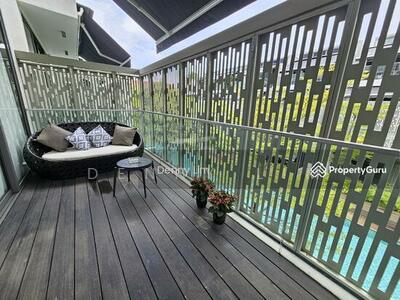 For Sale - Seven Crescent