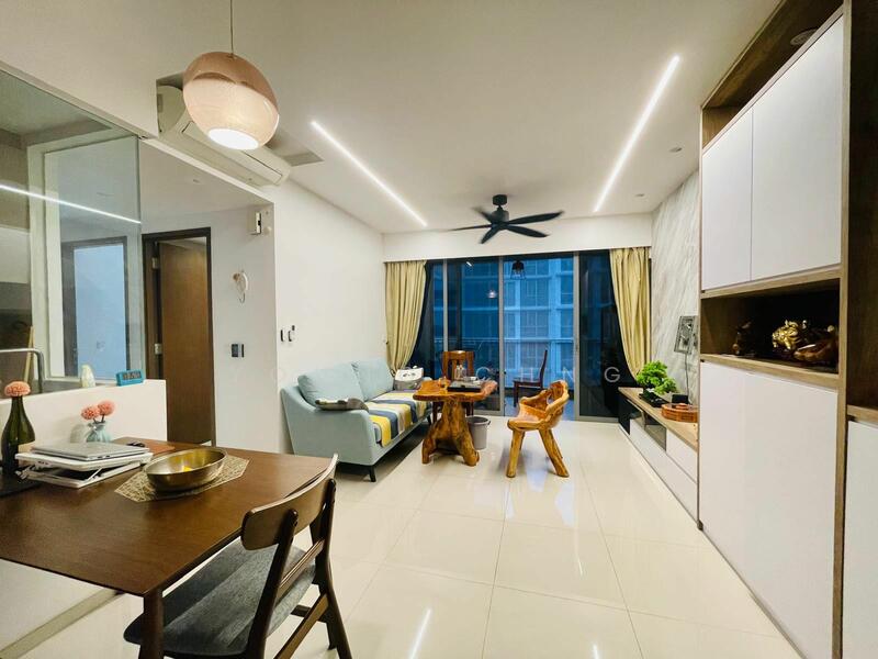 For Rent - The Visionaire