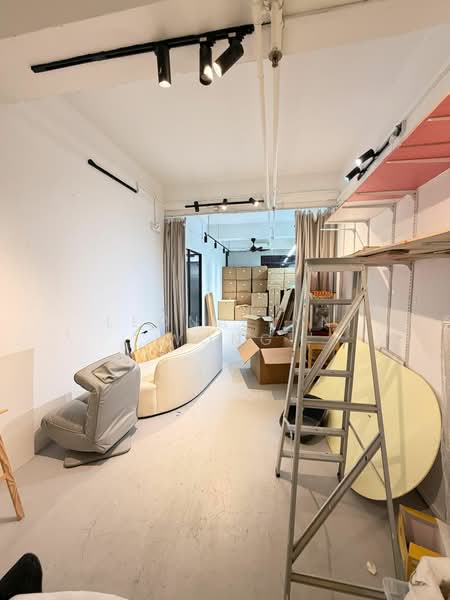 Da Jin Factory Building, 362 Upper Paya Lebar Road, 200 sqft, Office For Rent, by Leona Lyn Wong, 25236471 - CommercialGuru.com.sg