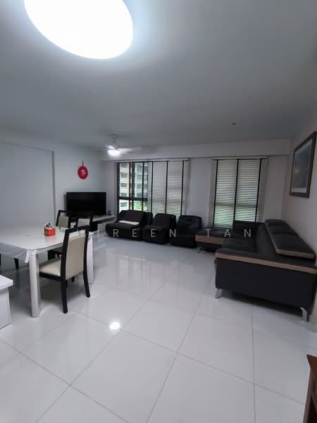 293D Compassvale Crescent, 293D Compassvale Crescent, 3 Bedrooms, 1,216 sqft, HDB Flat For Rent, by Shireen Tan, 25237760 - Living And Dining - PropertyGuru.com.sg