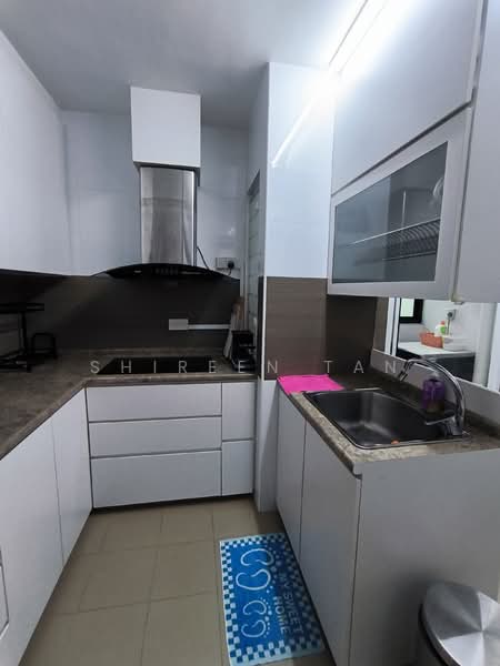 293D Compassvale Crescent, 293D Compassvale Crescent, 3 Bedrooms, 1,216 sqft, HDB Flat For Rent, by Shireen Tan, 25237760 - Kitchen 2 - PropertyGuru.com.sg
