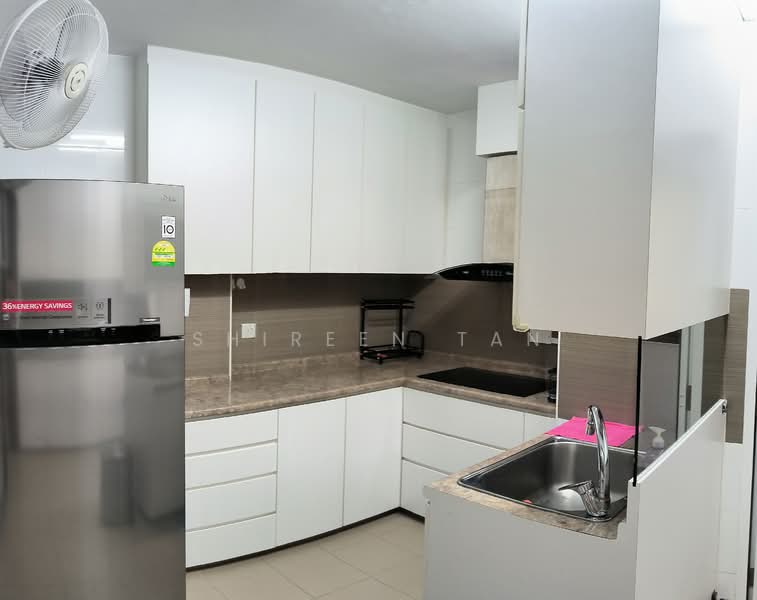293D Compassvale Crescent, 293D Compassvale Crescent, 3 Bedrooms, 1,216 sqft, HDB Flat For Rent, by Shireen Tan, 25237760 - Kitchen 3 - PropertyGuru.com.sg