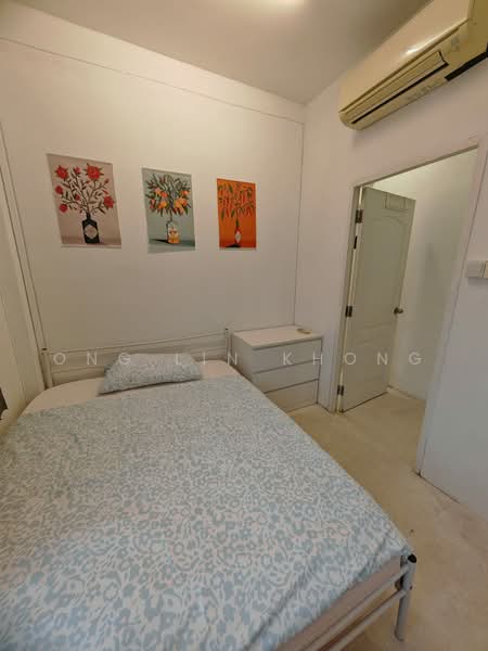 8B Keong Saik Road, 8 Keong Saik Road, Chinatown / Tanjong Pagar, Room Rental, 98 sqft, Apartment For Rent, by Ong Lin Khong, 25237886 - 8C4 - PropertyGuru.com.sg