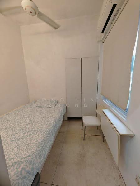 8B Keong Saik Road, 8 Keong Saik Road, Chinatown / Tanjong Pagar, Room Rental, 98 sqft, Apartment For Rent, by Ong Lin Khong, 25237886 - 8B5 - PropertyGuru.com.sg