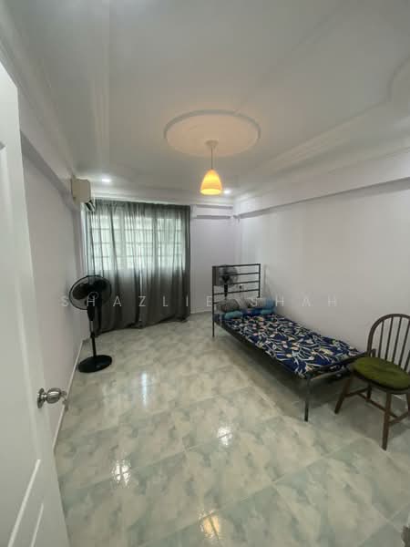 111 Tampines Street 11, 111 Tampines Street 11, 3 Bedrooms, 1,108 sqft, HDB Flat For Rent, by Shazlie Shah, 25237914 - Bedroom 1 - PropertyGuru.com.sg