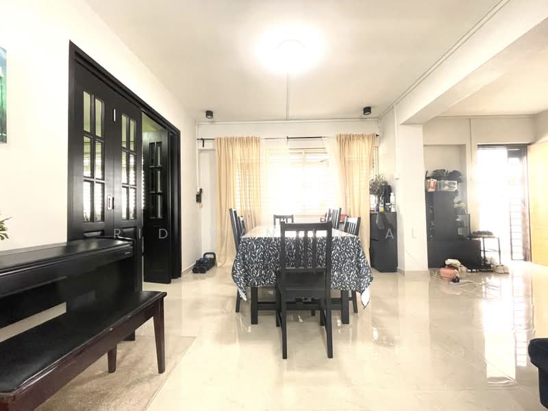 557 Pasir Ris Street 51, 557 Pasir Ris Street 51, 4 Bedrooms, 1,130 sqft, HDB Flat For Rent, by Ridzwan Iqbal, 25237919 - PropertyGuru.com.sg