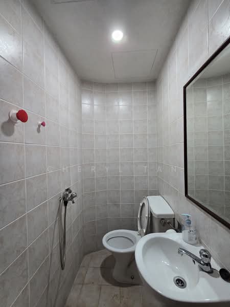 The Hillside, 343 Upper Bukit Timah Road, 4 Bedrooms, 1,528 sqft, Condominium For Rent, by Cheryl Tan, 25238168 - PropertyGuru.com.sg