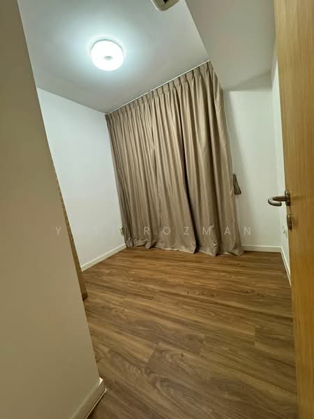 The Lakefront Residences, 48 Lakeside Drive, 2 Bedrooms, 721 sqft, Condominium For Rent, by Yati Rozman, 25239329 - PropertyGuru.com.sg