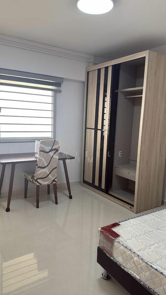 For Rent - 319 Tampines Street 33