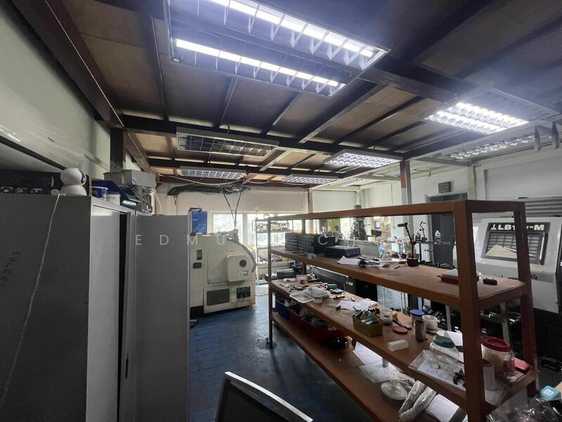Pioneer Point, 5 Soon Lee Street, 958 sqft, Factory / Workshop (B2) For Sale, by Edmund Chua, 25239481 - CommercialGuru.com.sg
