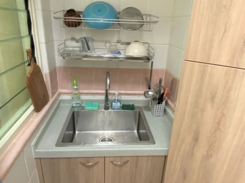 Oleander Towers, 911 Lorong 1 Toa Payoh, 2 Bedrooms, 870 sqft, Apartment For Rent, by Anthony Low, 25240126 - PropertyGuru.com.sg