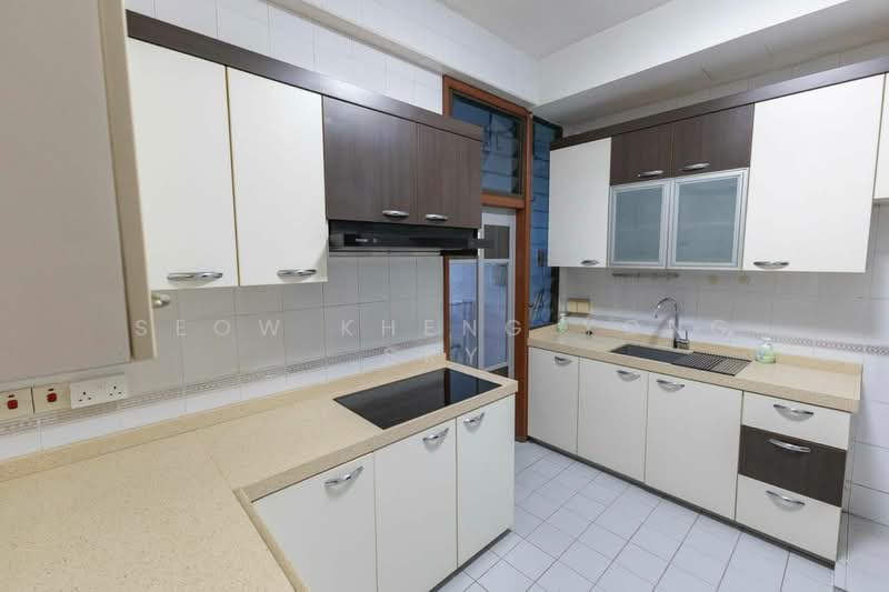 Parc Oasis, 41 Jurong East Avenue 1, 4 Bedrooms, 1,507 sqft, Condominium For Rent, by Sky Seow, 25240434 - PropertyGuru.com.sg