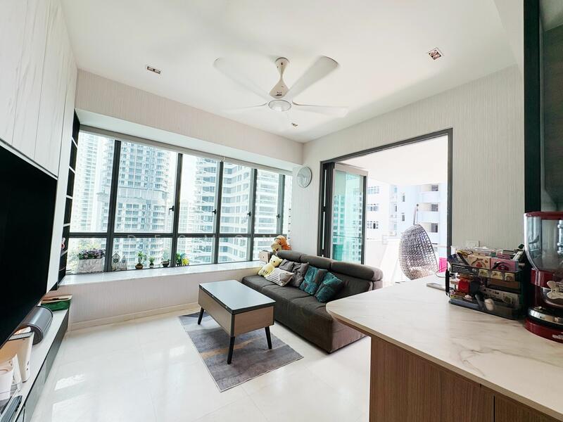 For Sale - 8 Saint Thomas