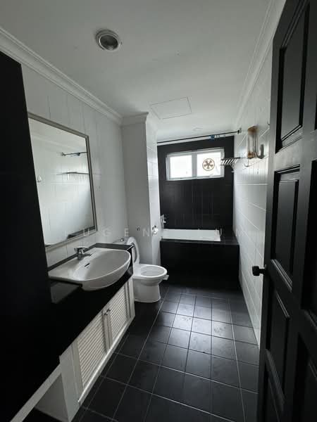 SEMBAWANG SPRINGS ESTATE, 27 JALAN SHAER, 5 Bedrooms, 4,500 sqft, Semi-Detached House For Rent, by Eugene Lum, 25240751 - PropertyGuru.com.sg