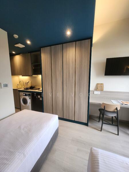 For Rent - Coliwoo - 404 Pasir Panjang (Few mins Walk to NUS) - Deluxe Twin Studio