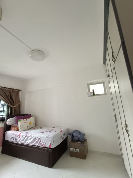 317 Ang Mo Kio Street 31, 317 Ang Mo Kio Street 31, Room Rental, 100 sqft, HDB Flat For Rent, by Jayden Ng, 25241971 - PropertyGuru.com.sg