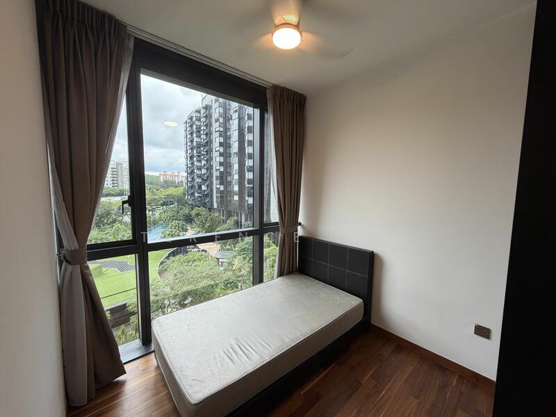 For Sale - Hyll on Holland