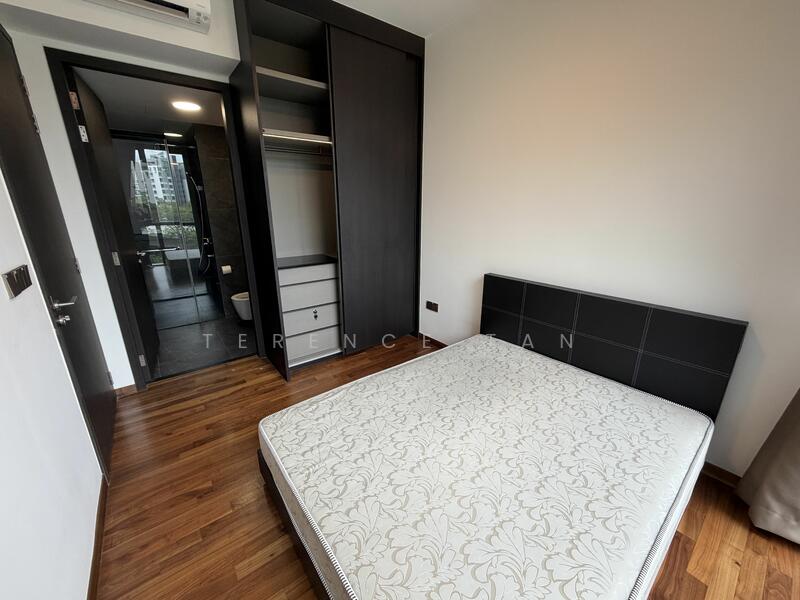 For Sale - Hyll on Holland