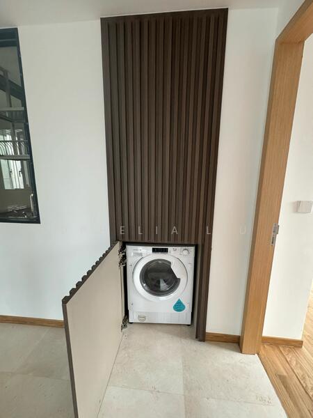 For Rent - Fyve Derbyshire