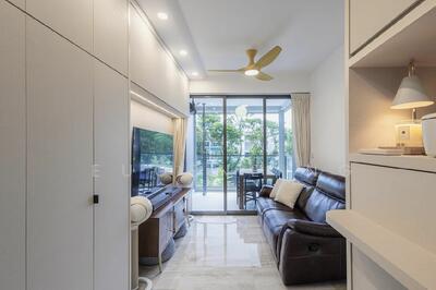 For Sale - TOP condo with extensively renovation! Move in today!