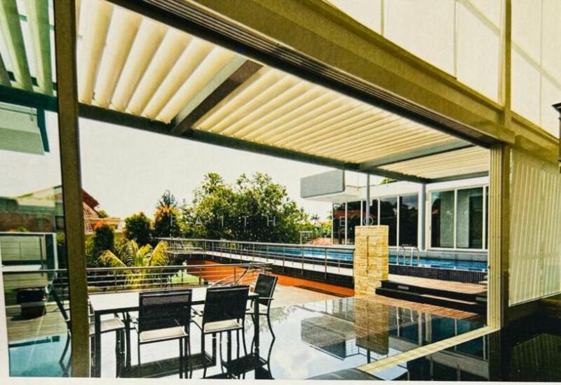 For Sale - Queen Astrid Park