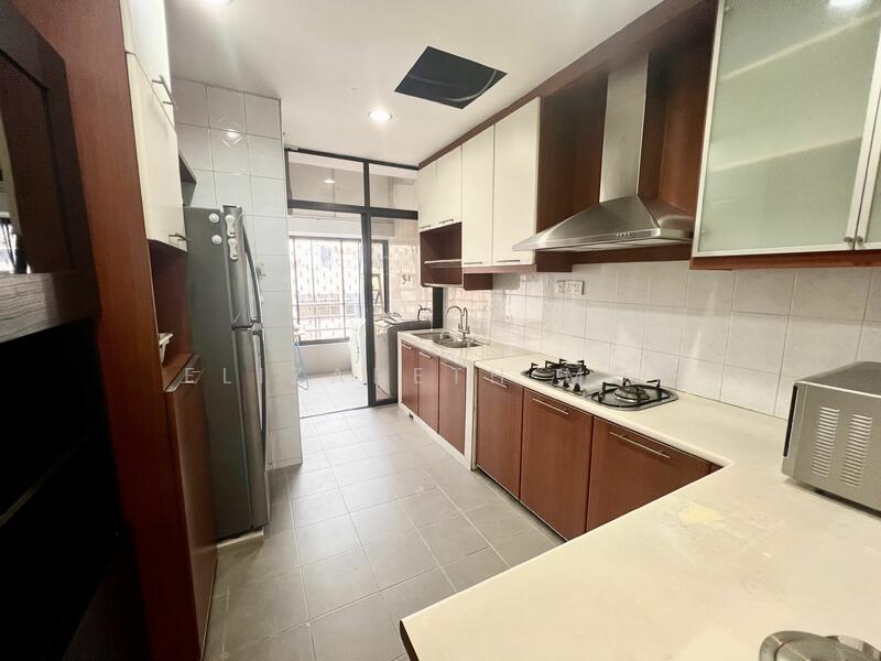 Sixth Avenue Centre, 805 Bukit Timah Road, Tanglin / Holland / Bukit Timah, Room Rental, 100 sqft, Apartment For Rent, by Elizabeth Mok, 25244580 - PropertyGuru.com.sg