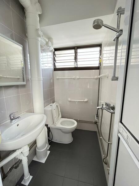 For Rent - 229 Jurong East Street 21