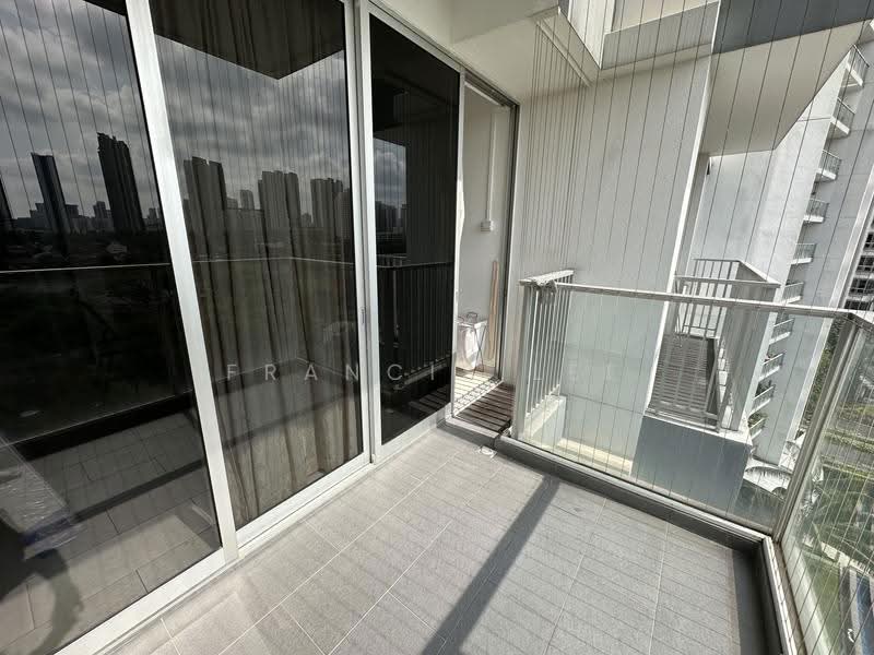 The Parc Condominium, 5 West Coast Walk, Buona Vista / West Coast / Clementi New Town, Room Rental, 110 sqft, Condominium For Rent, by Francis Lee, 25246182 - PropertyGuru.com.sg