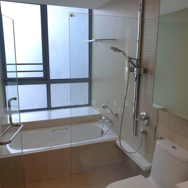 The Sixth Avenue Residences, 170 Sixth Avenue, 3 Bedrooms, 1,356 sqft, Condominium For Rent, by Charles Gerard, 25246628 - PropertyGuru.com.sg