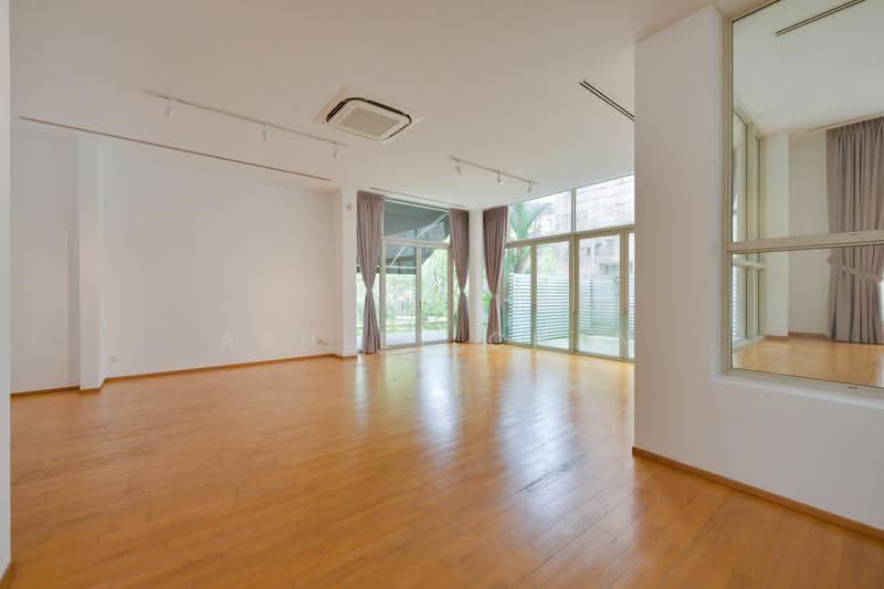 Tudor Close, Tudor Close, Newton / Novena, 5 Bedrooms, 4,671 sqft, Bungalow House For Rent, by Ashley Chan, 25246645 - PropertyGuru.com.sg